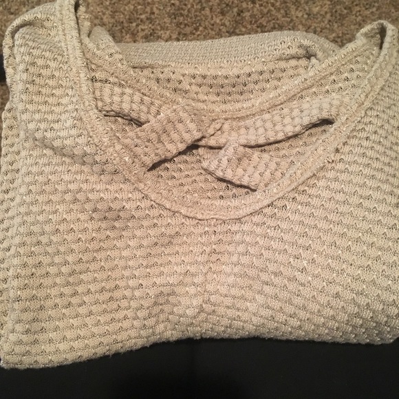 Ultra Comfy! Charlotte Russe Sparkle Knit Top - Picture 5 of 8